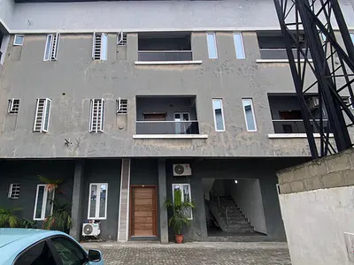 3 Bedroom Flat — Lekki, Lagos