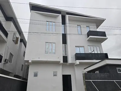 2 Bedroom Apartment — Lekki Phase 1, Lekki, Lagos