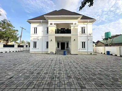 6 Bedroom Luxury Detached Duplex — Wuse, Abuja