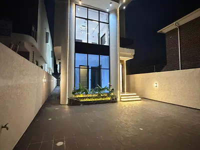 5 Bedroom Detached Duplex — Lekki, Lagos