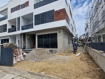 4 Bedroom Detached Duplex with Pool and Gym — Banana Road, Ikoyi, Lagos