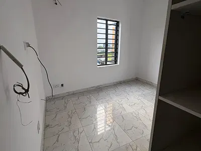 Single Room Self Contain Shared Kitchen — Lekki, Lagos