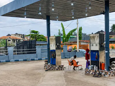 Strategic Filling Station with a Gas Plant — Challenge Rd, Ibadan, Oyo
