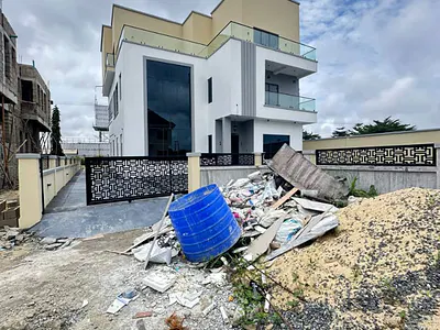 5 Bedroom Detached Duplex — Lekki, Lagos