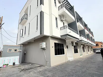 4 Bedroom Terraced Duplex — Magodo, Lagos