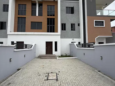 4 Bedroom Modern Spacious Maisonette — Ikeja, Lagos