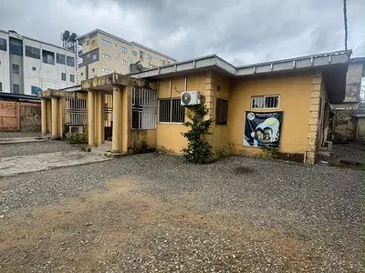 Spacious 3 Bedroom Semi Detached Bungalow — Ikeja GRA, Ikeja GRA, Ikeja, Lagos