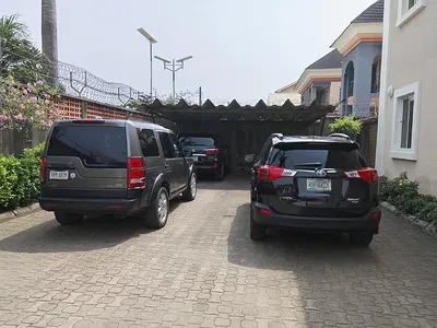 5 Bedroom Detached House + 2 BQ — Lekki Phase 1, Lekki, Lagos