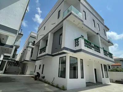 Brand New 3 Bedroom Duplex with BQ — Admiralty Way, Lekki Phase 1, Lekki, Lagos