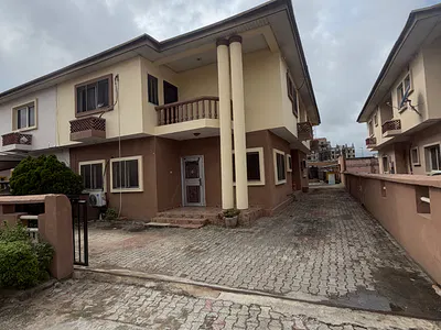 Standard 4-Semi Detached House with Abq — Victoria Island (VI), Lagos