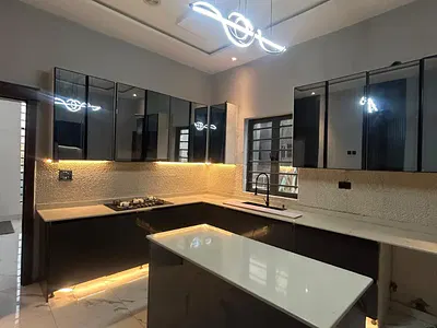 5 Bedroom Fully Detached Duplex — Seagate Estate, Lekki, Lagos