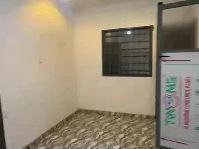 Executive Room Self-Contain — Off Morocco Road, Yaba, Lagos