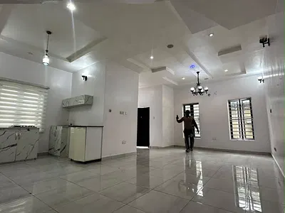 Luxury Studio Apartment with Private Kitchen — Off Orchid Road Royal Pine, Lekki, Lagos