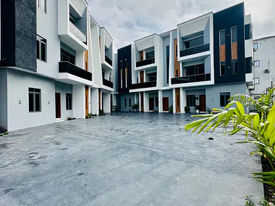 Luxury 2 Bedroom Apartment with Swimming Pool & Gym — Ajah, Lagos