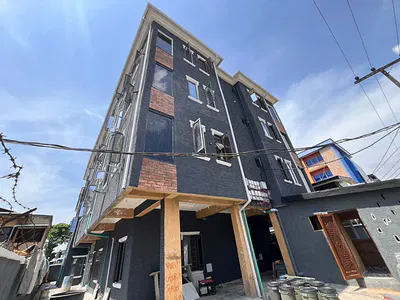 2 Bedroom Flat — Off Muritala Mohammed Way, Yaba, Lagos