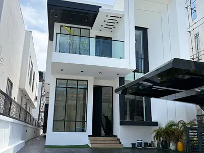 5 Bedroom Fully Detached Duplex — Lekki, Lagos