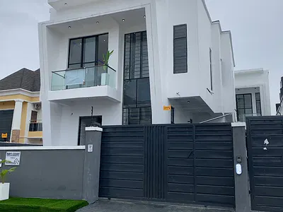 Lovely 5 Bedroom Duplex with a BQ Within a Secured Estate — Ajah, Lagos