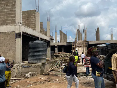 Developed Shops/Plaza Built with Modern Facilities — Twingate Located Facing Old/New Ife Road Adegbayi-Alakia Airport Road, Ibadan, Oyo