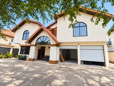 5 Bedroom Fully Detached House — Lekki, Lagos