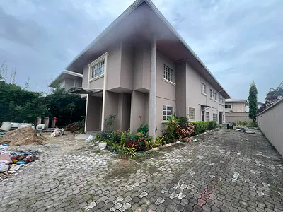 6 Bedroom Duplex with 3 BQ and Penthouse — Parkview Estate, Ikoyi, Lagos