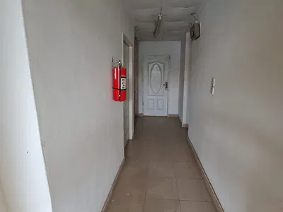 About 7 Rooms Office Building with BQ — Ibadan North, Oyo