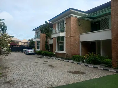 4 Bedroom Terraced Duplex — Lekki Phase 1, Lekki, Lagos