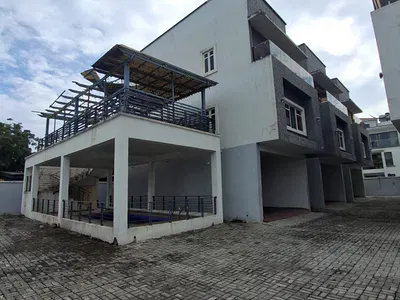 Furnished 5 Bedroom Terrace with BQ — Lekki Phase 1, Lekki, Lagos