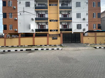 *furnished 2 Bedroom Apartment*i'm — Lekki, Lagos