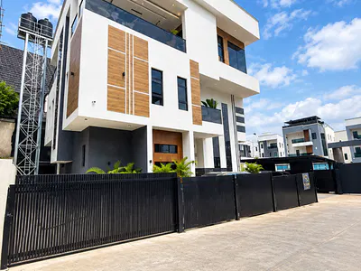 5 Bedroom Deluxe Duplex with Swimming Pool and Elevator — Asokoro District, Abuja