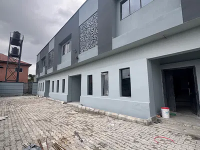 4 Bedroom Terrace Duplex with BQ — Obanikoro Estate, Anthony, Maryland, Lagos
