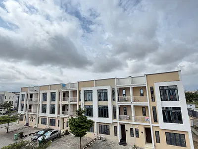 4 Bedroom Terraced Duplex with BQ — Lekki, Lagos