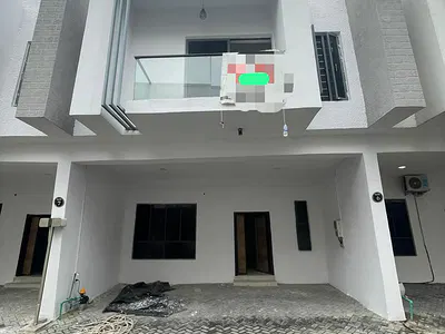 Luxurious 4 Bedroom Terrace Duplex Well Secured — Lekki, Lagos