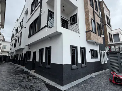 Luxurious 4 Bedroom Terrace Duplex Well Secured — Lekki, Lagos