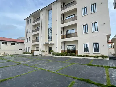 Executive 3-Bedroom Apartment with Gym and Pool — By Petrocam Fuel Station, Elf Bus Stop, Lekki Phase 1, Lekki, Lagos