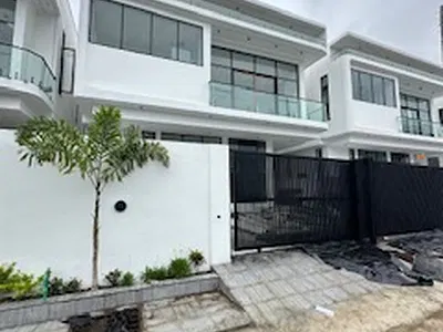 4 Bedroom Detached Duplex with BQ — Lekki, Lagos