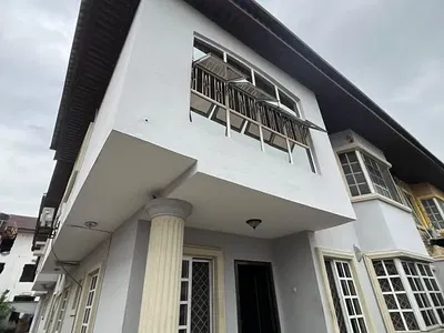 5 Bedroom Semi-Detached Duplex — Chief Collins Street, Lekki Phase 1, Lekki, Lagos
