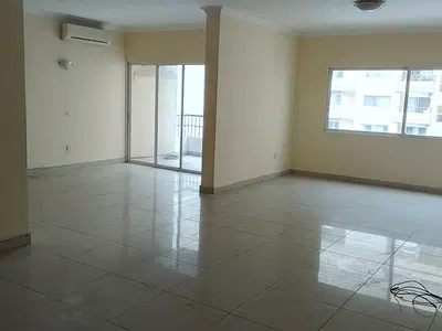 Serviced Three 3 Bedroom Apartment with BQ 4th Floor, 24HRS Light. — Ikoyi, Lagos