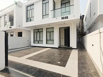 Excellent 5 Bedroom Duplex with a BQ and a Pool — Chevron, Lekki, Lagos