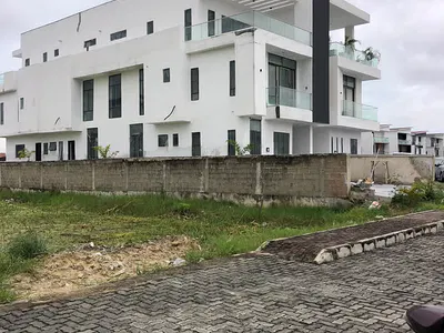 800SQM Residential Land — Lekki, Lagos