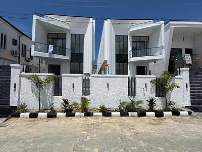Newly Built 5 Bedroom Detached Duplex with Swimming Pool, BQ — Lekki, Lagos