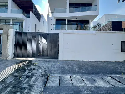 5 Bedroom Detached Duplex with Swimming Pool — Lekki Phase 1, Lekki, Lagos