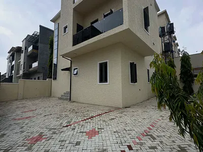 1-Bedroom Apartment — Guzape District, Abuja