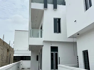 6 Bedroom Duplex with BQ on Two Floors — Ajah, Lagos