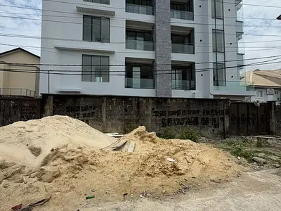 2 Bedroom Apartment with Modern Pop Ceiling — Ikate, Lekki, Lagos