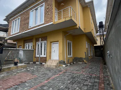 4 Bedroom Detached House with BQ — Chevron Toll Gate, Secured Estate Just by the Road Side, Lekki, Lagos