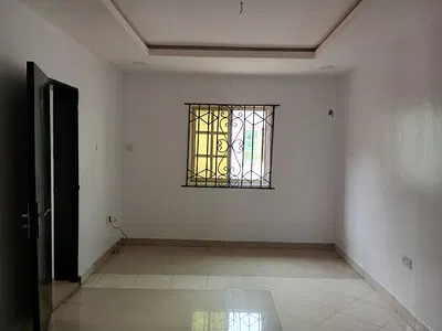 1 Bedroom Mini Flat, Self Serviced — SPG Road, Ologolo, Lekki, Lagos