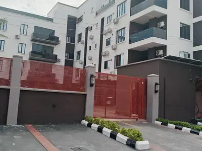 2 Bedroom Flat with En-Suite Rooms — Lekki Phase 1, Lekki, Lagos