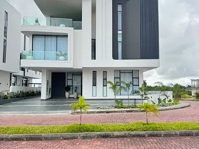 5 Bedroom Detached Duplex with Pool and Cinema — Lekki, Lagos
