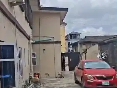 Block of 6 Two-Bedroom Flats — Opere Street Fola Ogoro, Yaba, Lagos