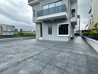 5 Bedroom Detached Duplex with BQ — Lekki, Lagos